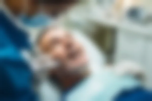 泸州大医大象口腔门诊部牙周治疗现正推出限时优惠,原价800元起,现仅需600元起,助您轻松实现健康美丽的笑容!