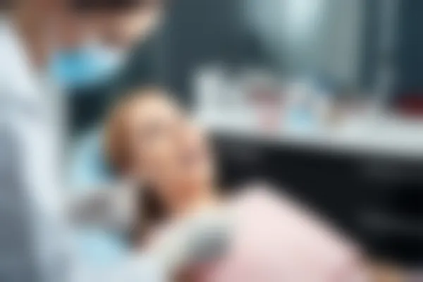 成都温江慧嘉茁悦口腔门诊部拔牙优惠价仅需350元起，原价500元起，尽享优质口腔服务！
