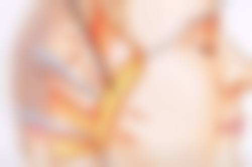 割完双眼皮后碰水洗脸的护理要点